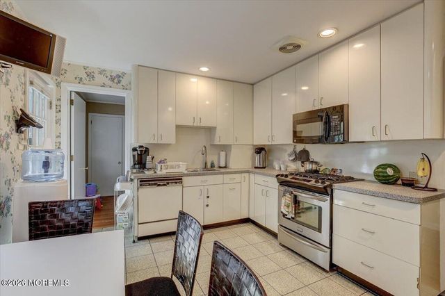 94 Deal Esplanade, Deal, NJ 07723