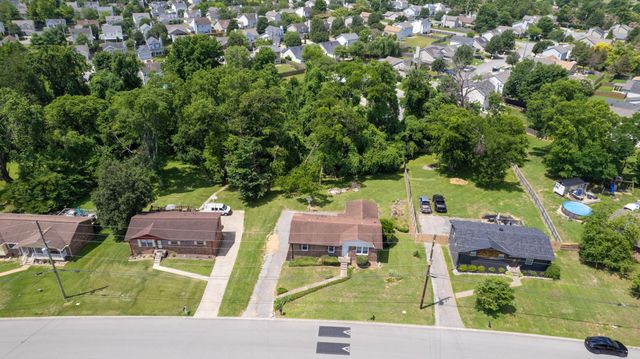 4780 Cascade Dr, Old Hickory, TN 37138