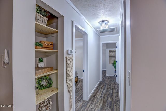 2133 Veda Drive, Bristol, VA 24201