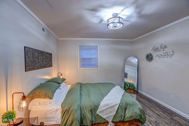 2133 Veda Drive, Bristol, VA 24201