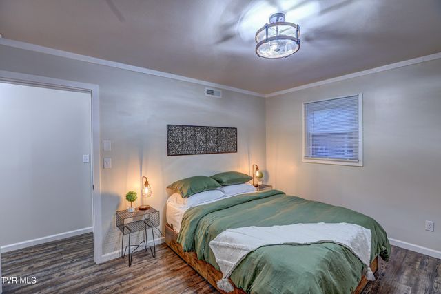 2133 Veda Drive, Bristol, VA 24201