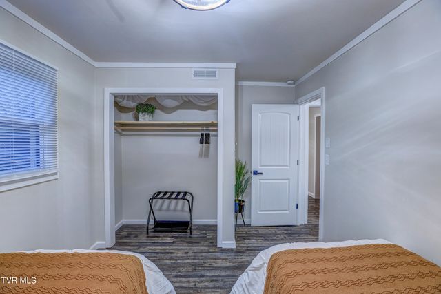 2133 Veda Drive, Bristol, VA 24201