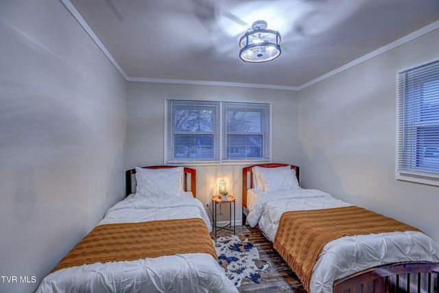 2133 Veda Drive, Bristol, VA 24201