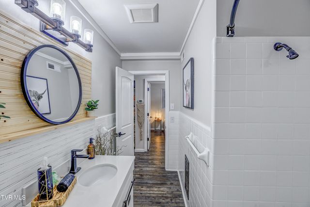 2133 Veda Drive, Bristol, VA 24201