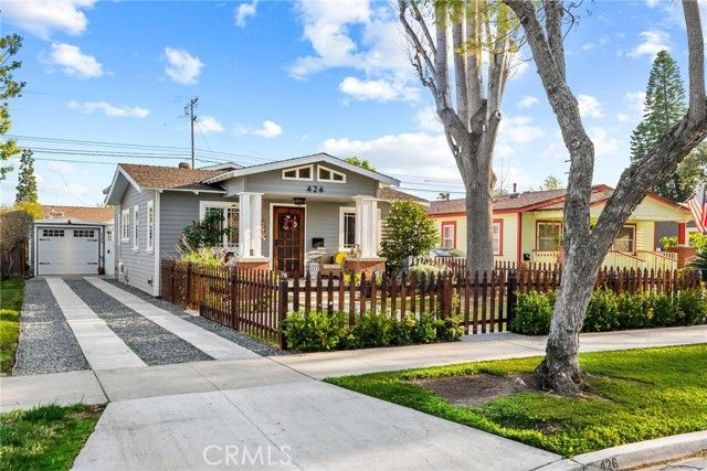 426 W Jacaranda Place A, Fullerton, CA 92832