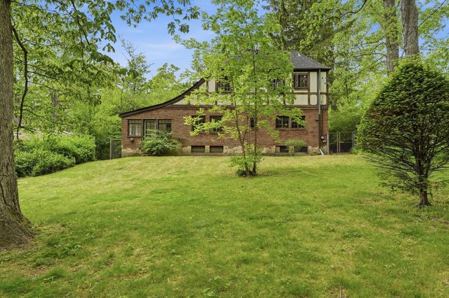 3107 Dato Avenue, Highland Park, IL 60035