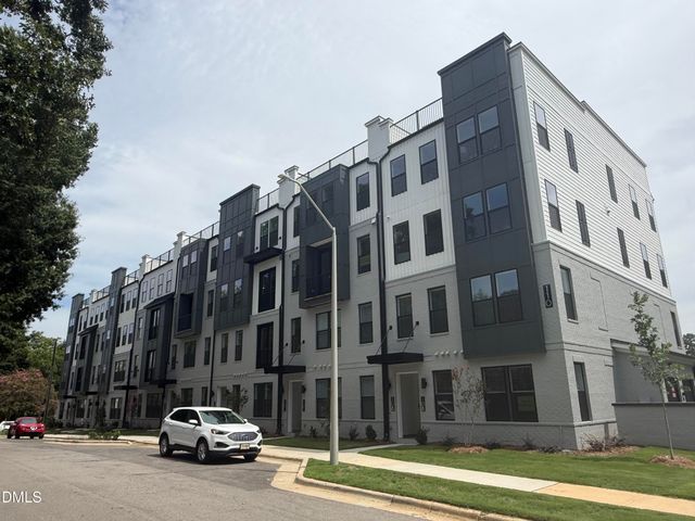 110 Byrum Street 307, Cary, NC 27511
