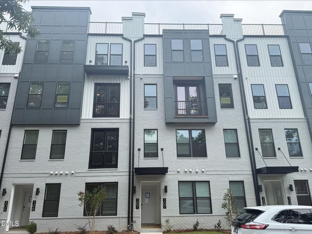 110 Byrum Street 307, Cary, NC 27511