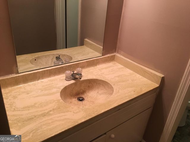 5918 Sutcliff Square, Lithonia, GA 30058