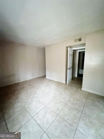 5918 Sutcliff Square, Lithonia, GA 30058