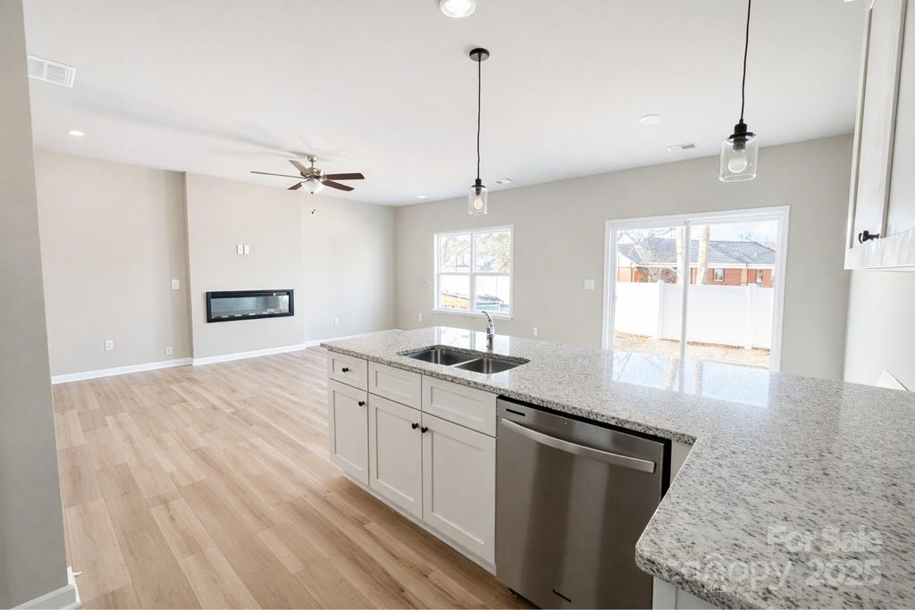 4729 Muskogee Drive, Charlotte, NC 28212