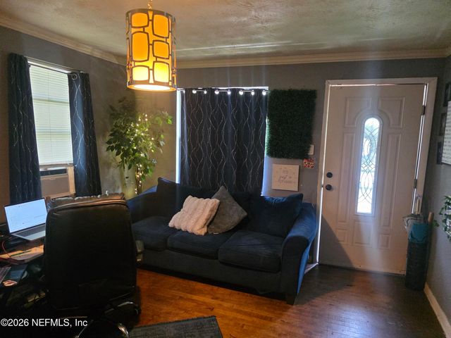 1557 W 1ST Street, Jacksonville, FL 32209
