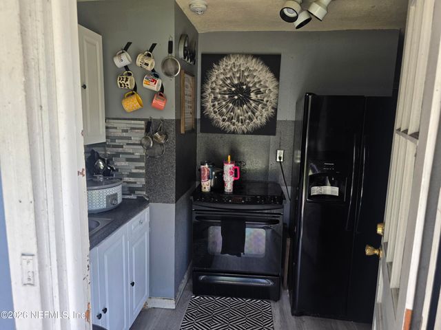 1557 W 1ST Street, Jacksonville, FL 32209