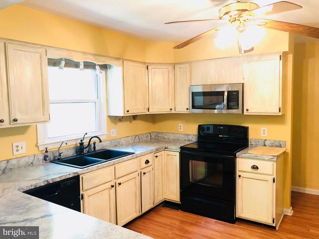 2021 STATE ROOM DR, Stafford, VA 22554