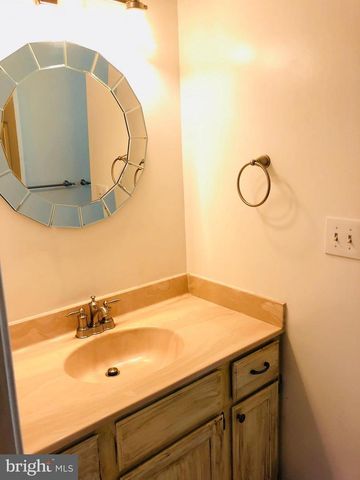2021 STATE ROOM DR, Stafford, VA 22554