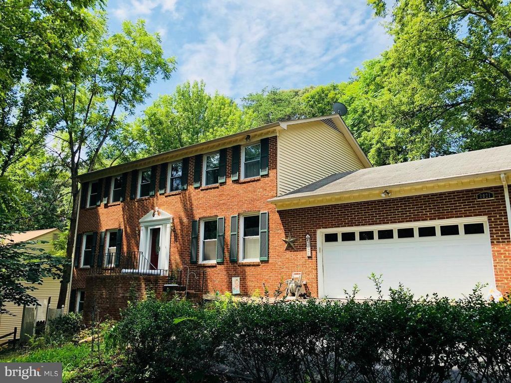 2021 STATE ROOM DR, Stafford, VA 22554