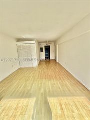 1400 Pennsylvania Ave 34, Miami Beach, FL 33139