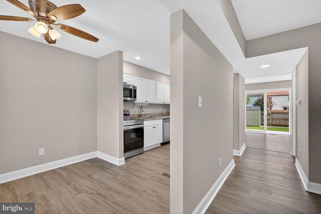 564 CRESTWOOD ST SW, Leesburg, VA 20175