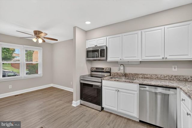564 CRESTWOOD ST SW, Leesburg, VA 20175