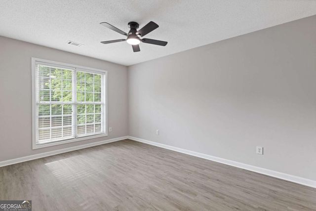 285 Camden Park Drive, Lawrenceville, GA 30046