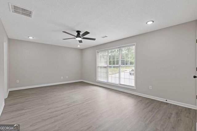 285 Camden Park Drive, Lawrenceville, GA 30046