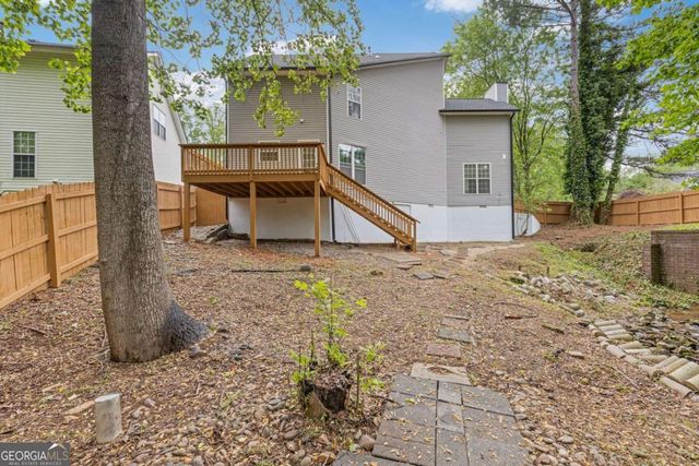 285 Camden Park Drive, Lawrenceville, GA 30046