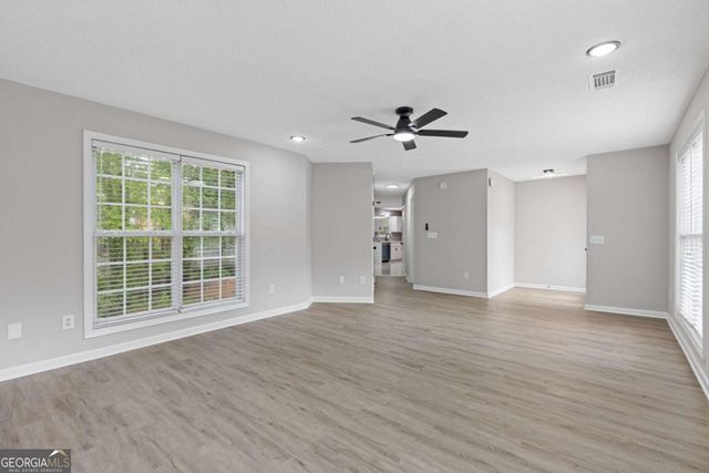 285 Camden Park Drive, Lawrenceville, GA 30046