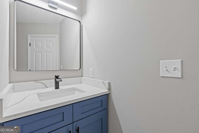 285 Camden Park Drive, Lawrenceville, GA 30046