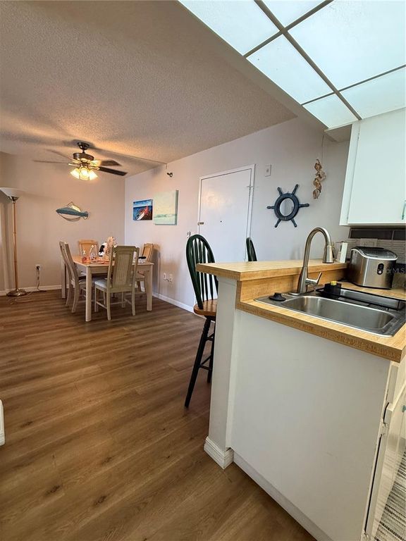 Image 4 of property listing at 3006 CARING WAY 409, Port Charlotte, FL 33952