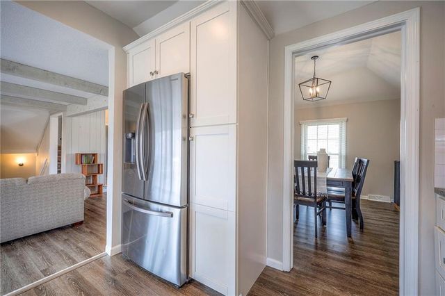 9901 Taylor Drive, Overland Park, KS 66212