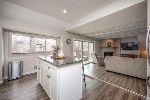 9901 Taylor Drive, Overland Park, KS 66212