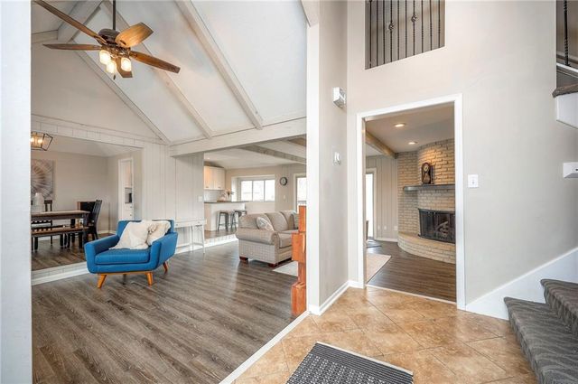 9901 Taylor Drive, Overland Park, KS 66212