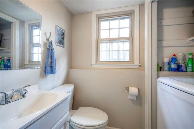 9901 Taylor Drive, Overland Park, KS 66212