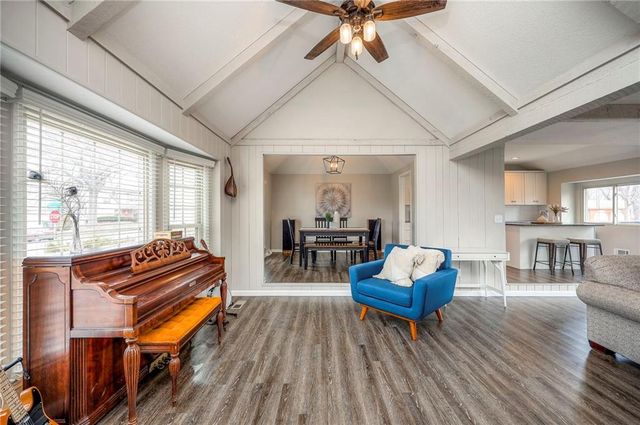 9901 Taylor Drive, Overland Park, KS 66212