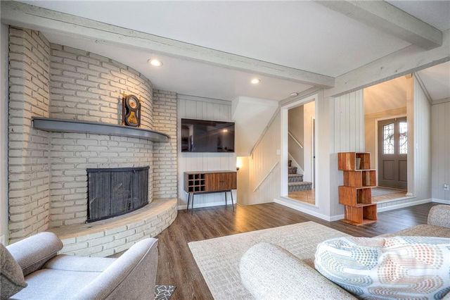 9901 Taylor Drive, Overland Park, KS 66212