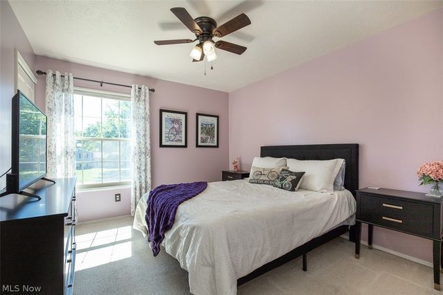 905 Hampton Drive, Macedonia, OH 44056