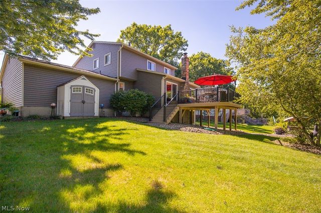 905 Hampton Drive, Macedonia, OH 44056