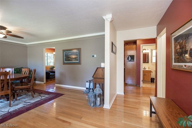 905 Hampton Drive, Macedonia, OH 44056