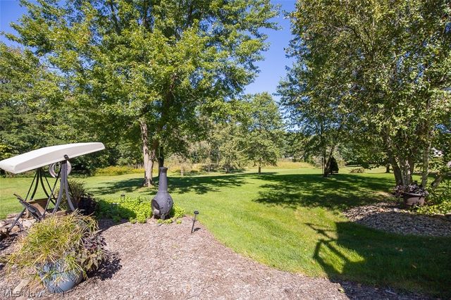 905 Hampton Drive, Macedonia, OH 44056