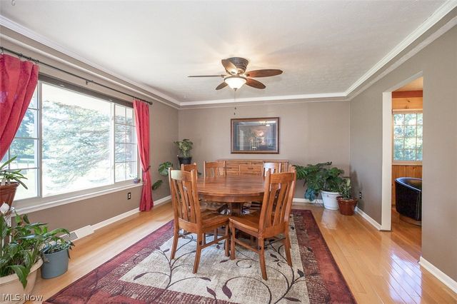 905 Hampton Drive, Macedonia, OH 44056
