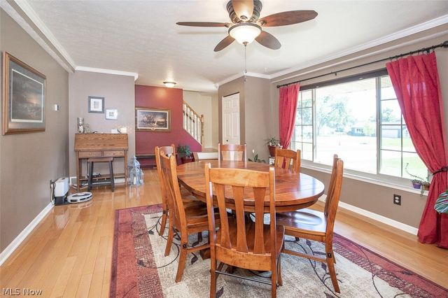 905 Hampton Drive, Macedonia, OH 44056
