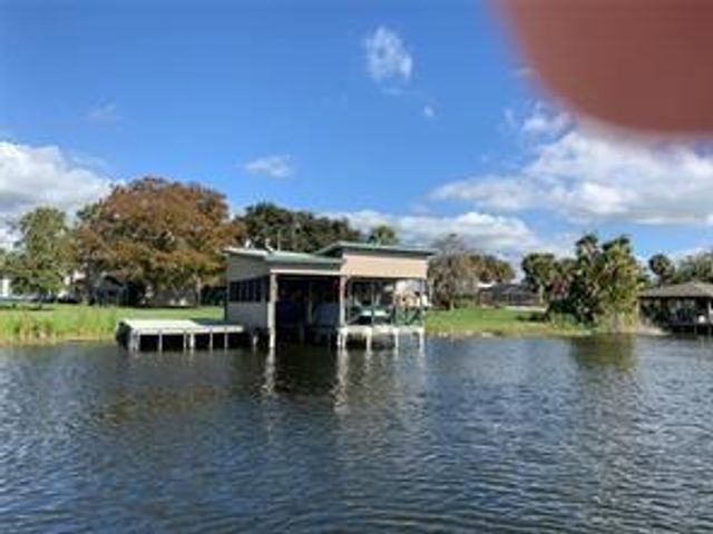 10198 SE Highway 441, Okeechobee, FL 34974