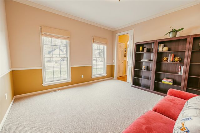 9 Delancey Court, Pittsford, NY 14534