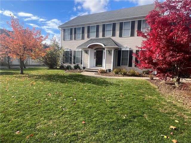 9 Delancey Court, Pittsford, NY 14534