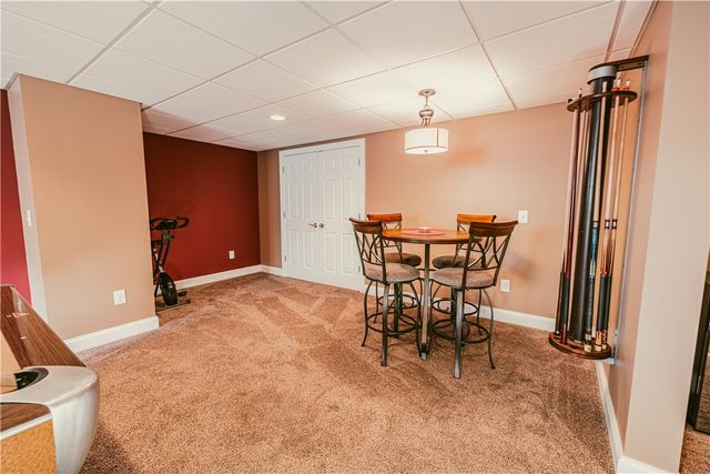 9 Delancey Court, Pittsford, NY 14534