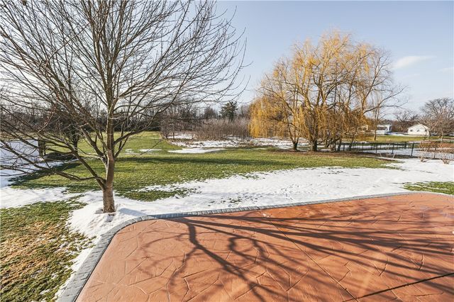 9 Delancey Court, Pittsford, NY 14534