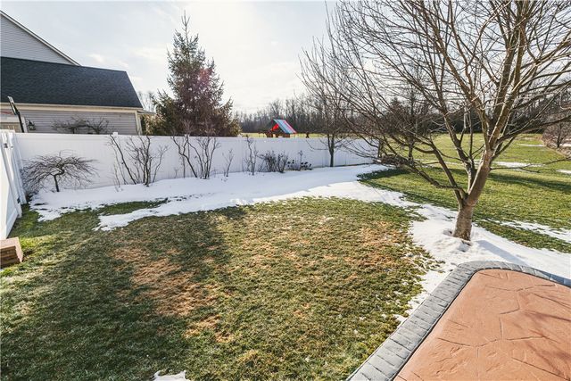 9 Delancey Court, Pittsford, NY 14534