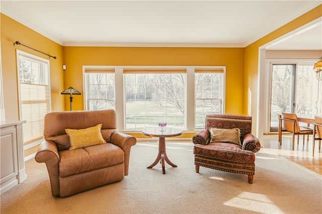 9 Delancey Court, Pittsford, NY 14534