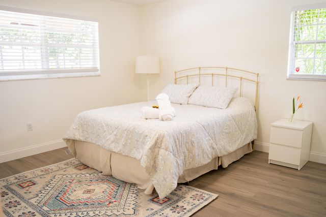 1425 Riverside Circle, Wellington, FL 33414