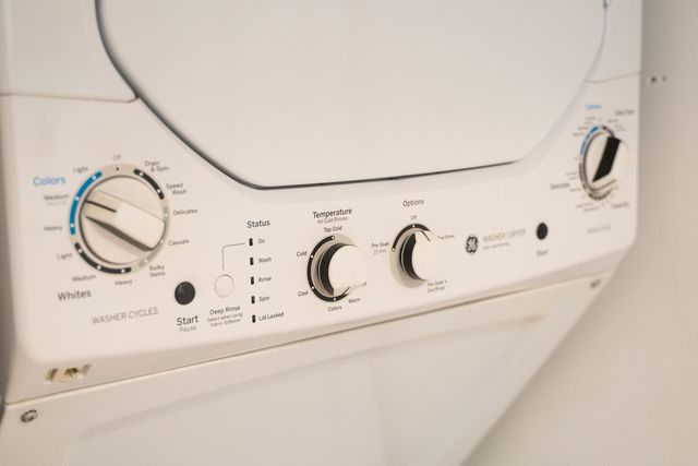 1425 Riverside Circle, Wellington, FL 33414